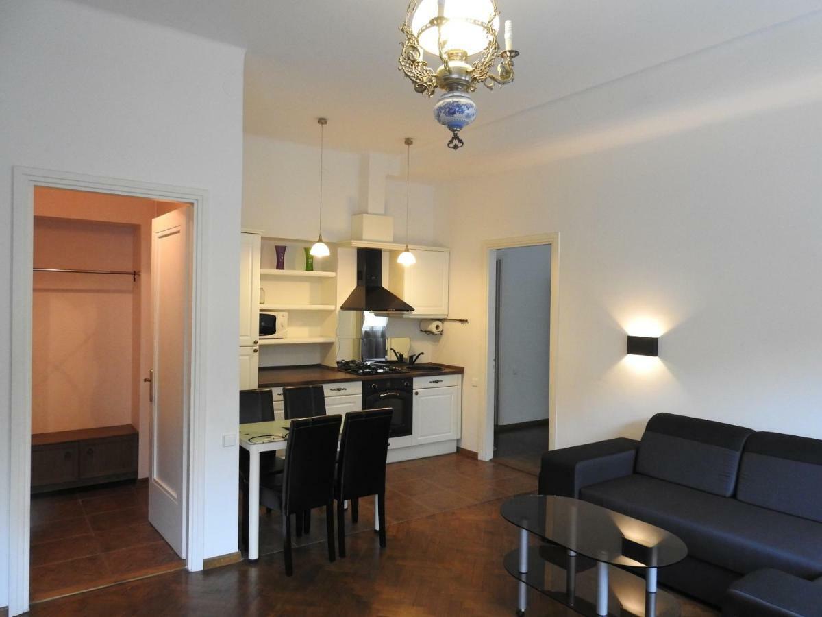 Laisves Aleja Apartment Kaunas Exterior photo